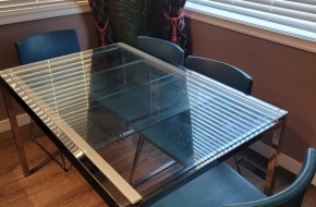 Used Glass Dinning Table Set with 4 chairs $179 in Good condition