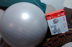 Goodlife Exercise ball lke new, NEVER used