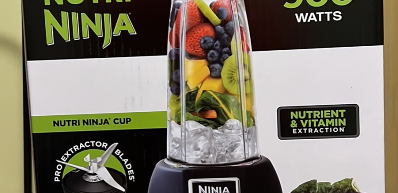 Nutri Ninja 900 Watts + 2 cups, Never opened the package